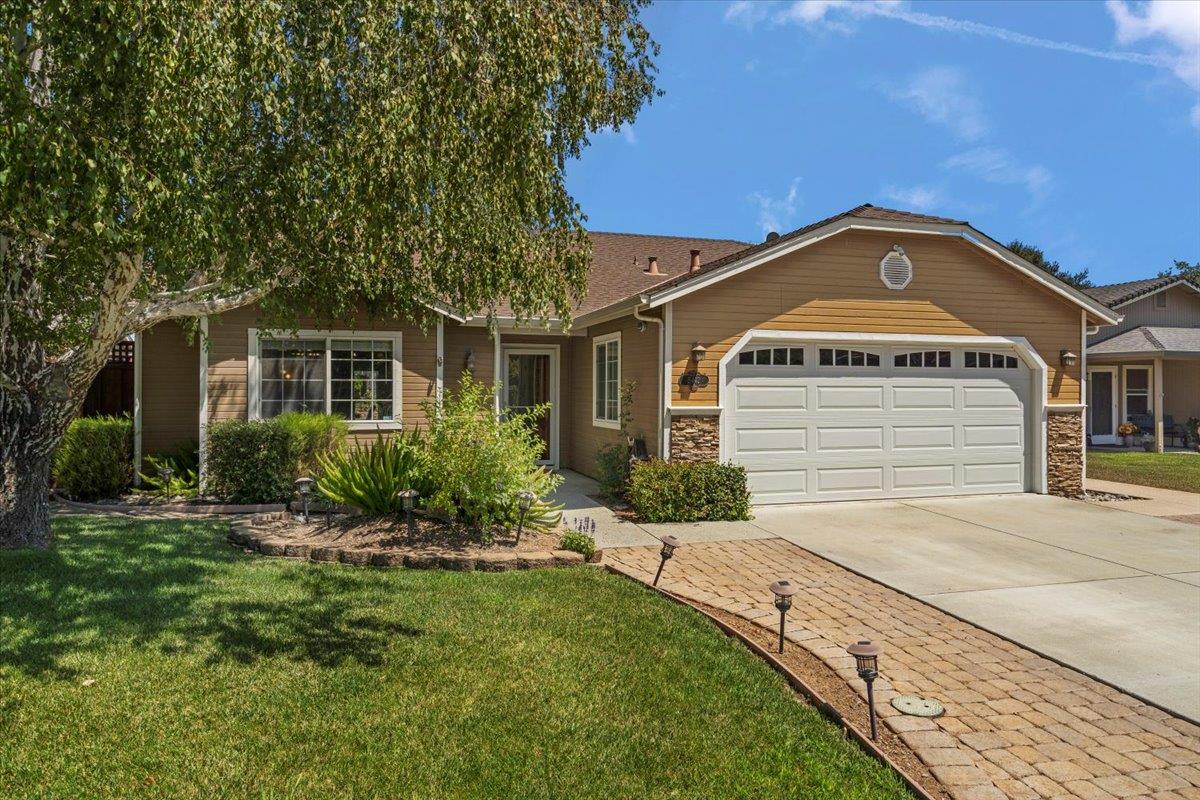 5442 Mesa Road Gilroy, CA 95020 - Photo 2 of 26 a front view of a house with a yard