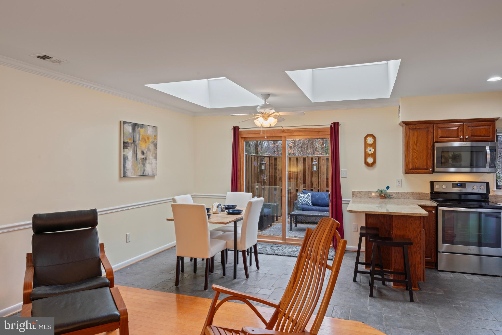 11309 Geddys Court Reston, VA 20191 - Photo 10 of 69 Gallery Image 10