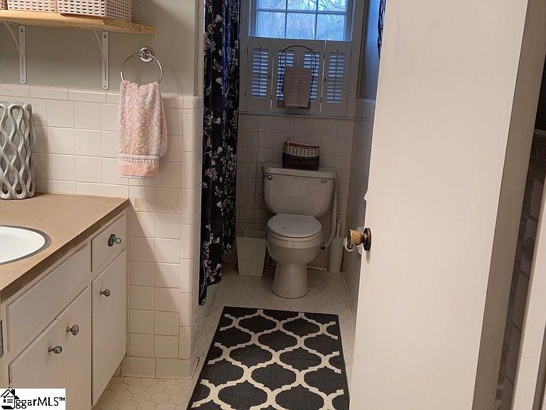 205 Montclair Road Greer, SC 29651 - Photo 19 of 20 Gallery Image 19