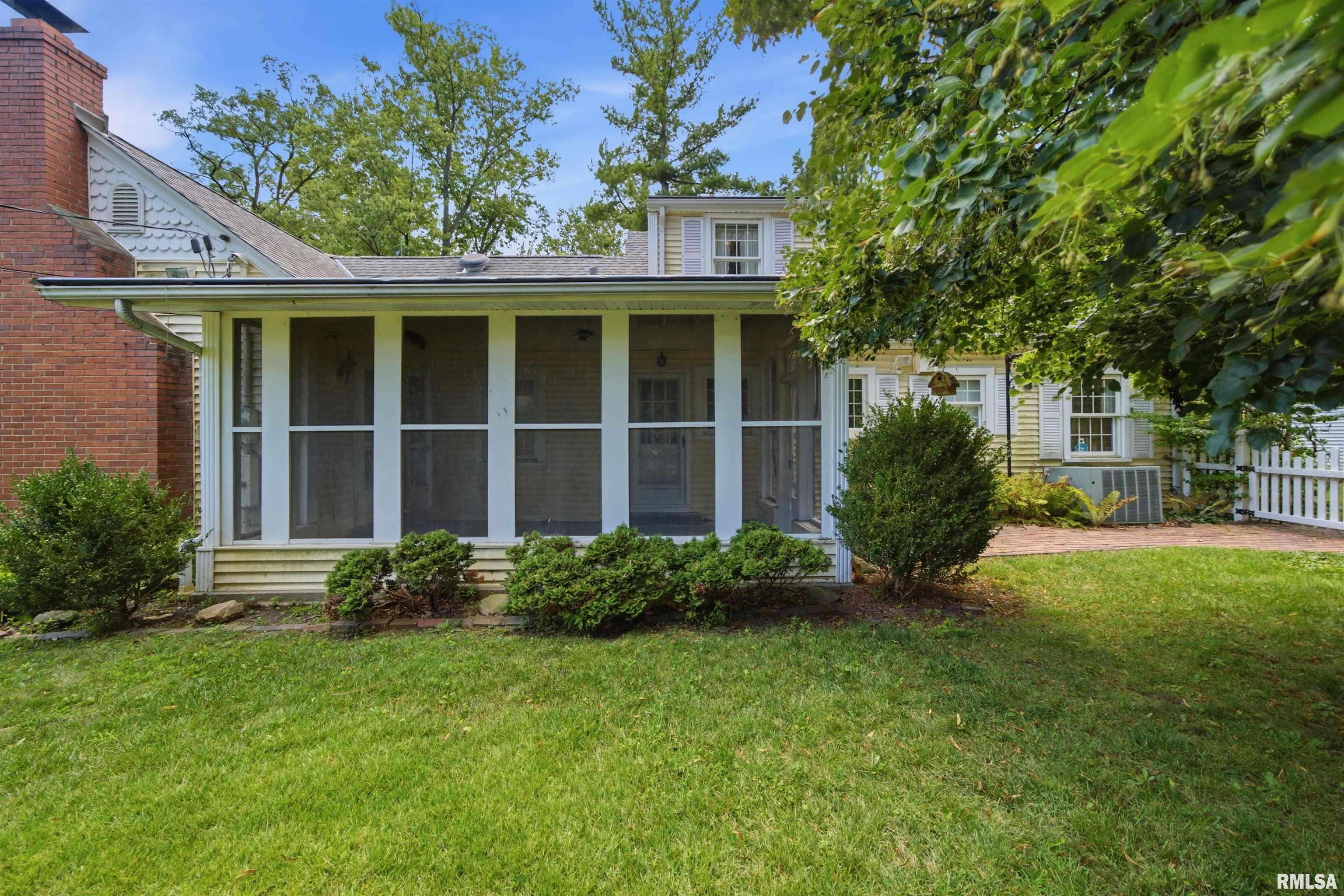 315 West Stonegate Road Peoria, IL 61614 - Photo 49 of 53 Gallery Image 49