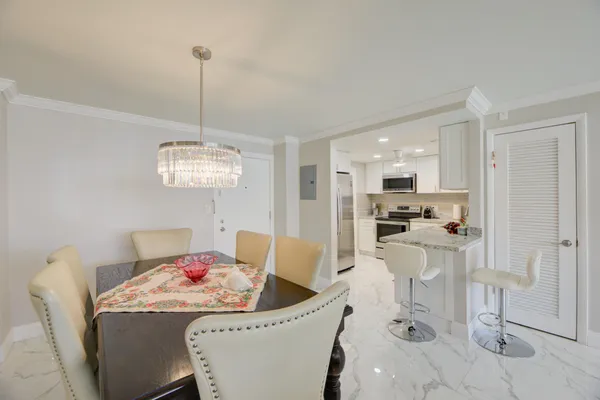 $2,400 | 305 North Pompano Beach Boulevard, Unit 1007, Pompano Beach, FL 33062