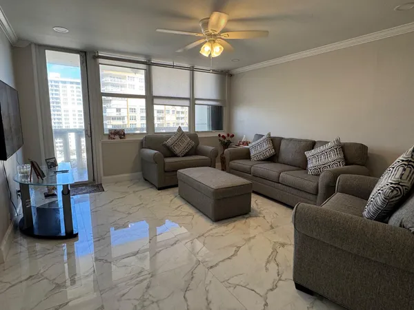 $2,400 | 305 North Pompano Beach Boulevard, Unit 1007, Pompano Beach, FL 33062