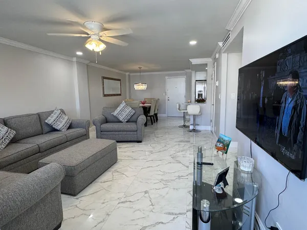 $2,400 | 305 North Pompano Beach Boulevard, Unit 1007, Pompano Beach, FL 33062