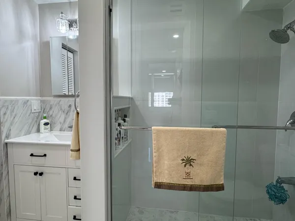 $2,400 | 305 North Pompano Beach Boulevard, Unit 1007, Pompano Beach, FL 33062