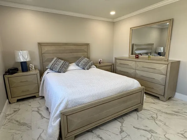 $2,400 | 305 North Pompano Beach Boulevard, Unit 1007, Pompano Beach, FL 33062