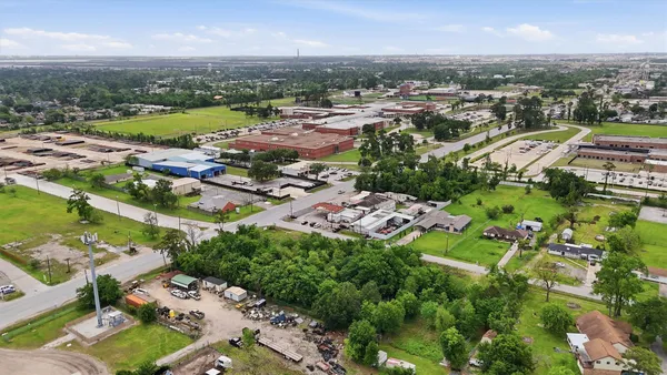 $3,500 | 1211 Sheldon Road, Channelview, TX 77530