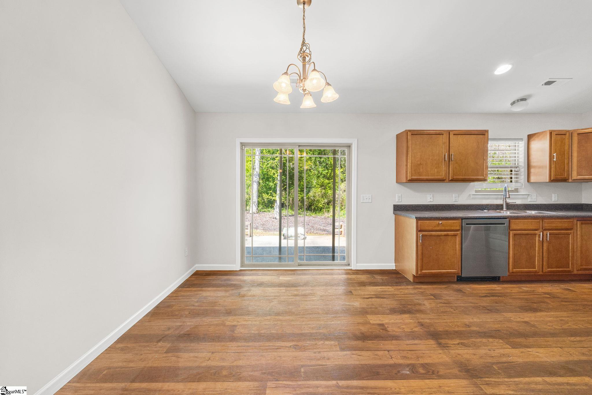 113 Crofton Court Easley, SC 29642 - Photo 9 of 36