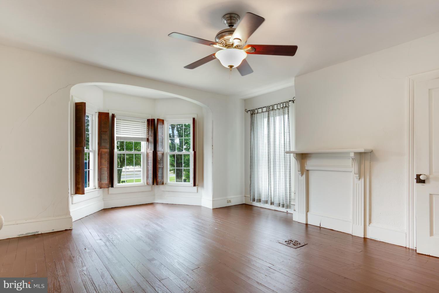 4 West Railroad Street Ridgely, MD 21660 - Photo 12 of 29 Romantic Master Bedroom
