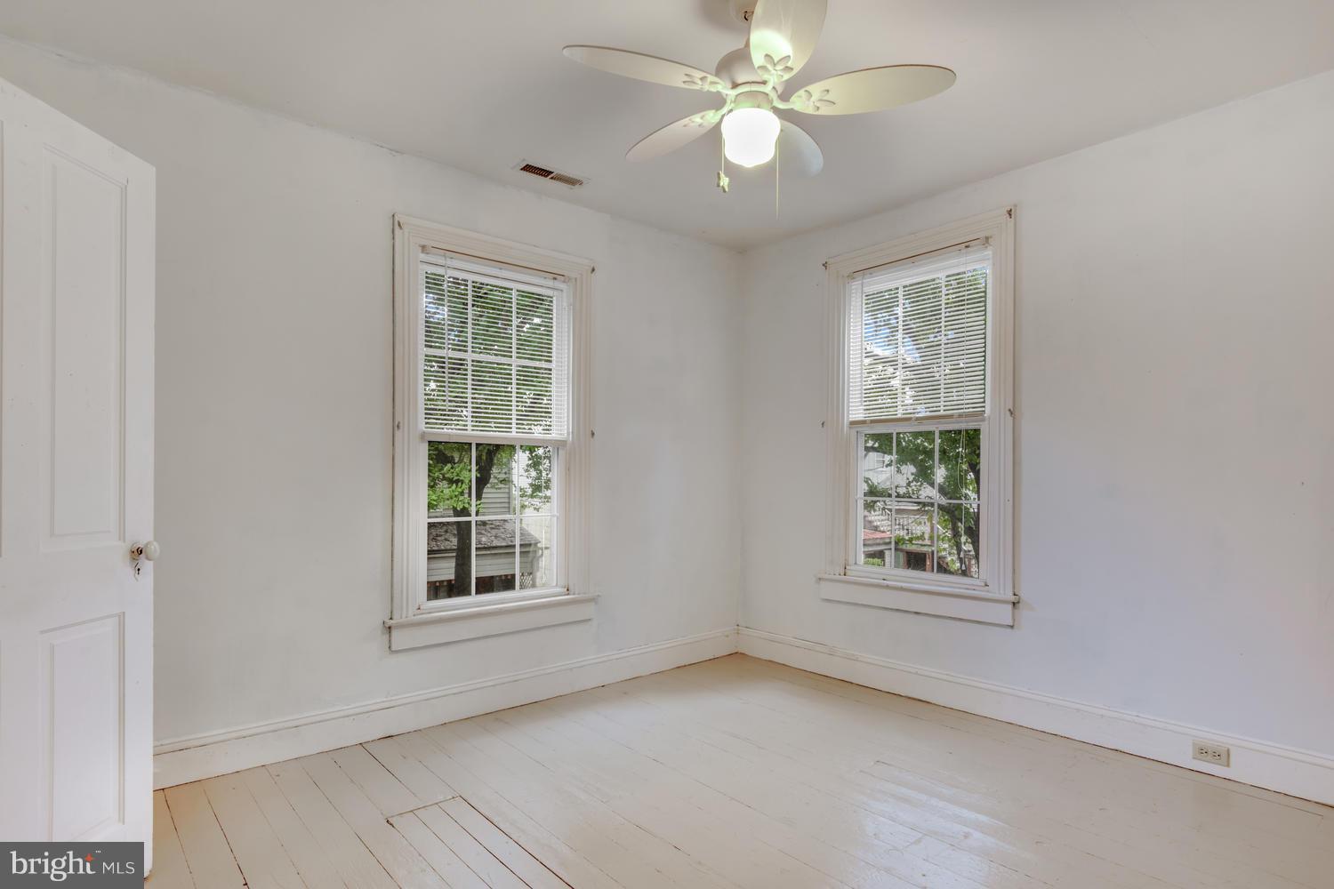 4 West Railroad Street Ridgely, MD 21660 - Photo 19 of 29 Bedroom