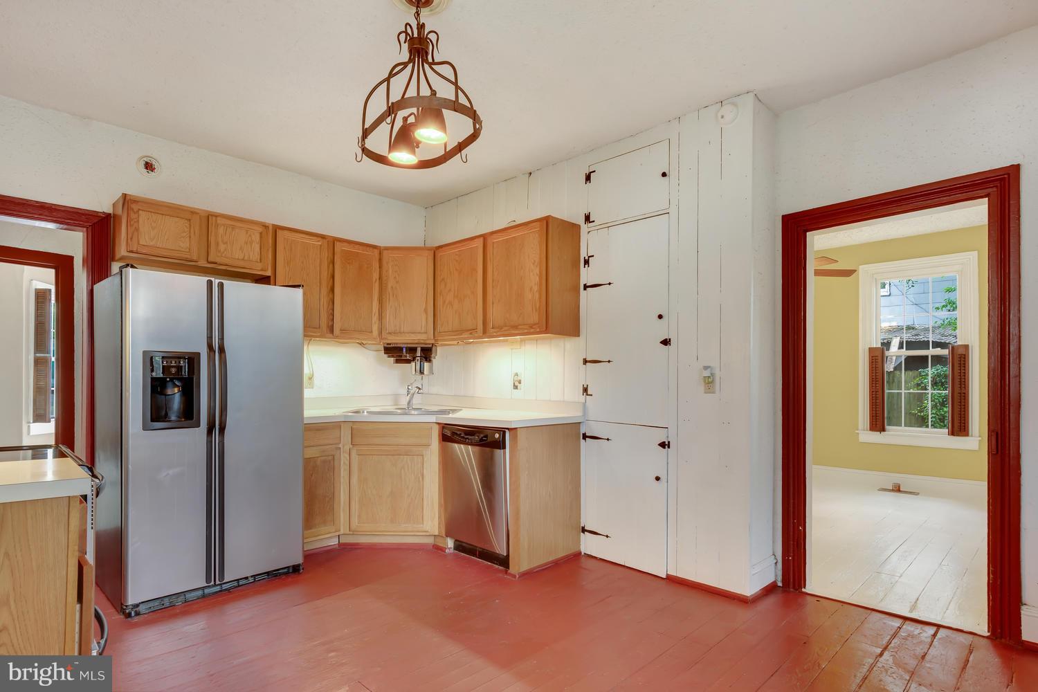 4 West Railroad Street Ridgely, MD 21660 - Photo 10 of 29 Kitchen Adjoining To Dining Area