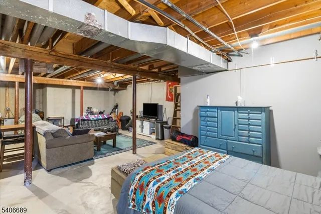 $329,900 | 78 Carriage Lane, Newton, NJ 07860