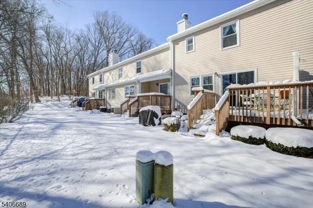 $329,900 | 78 Carriage Lane, Newton, NJ 07860