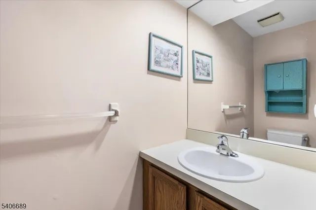 $329,900 | 78 Carriage Lane, Newton, NJ 07860