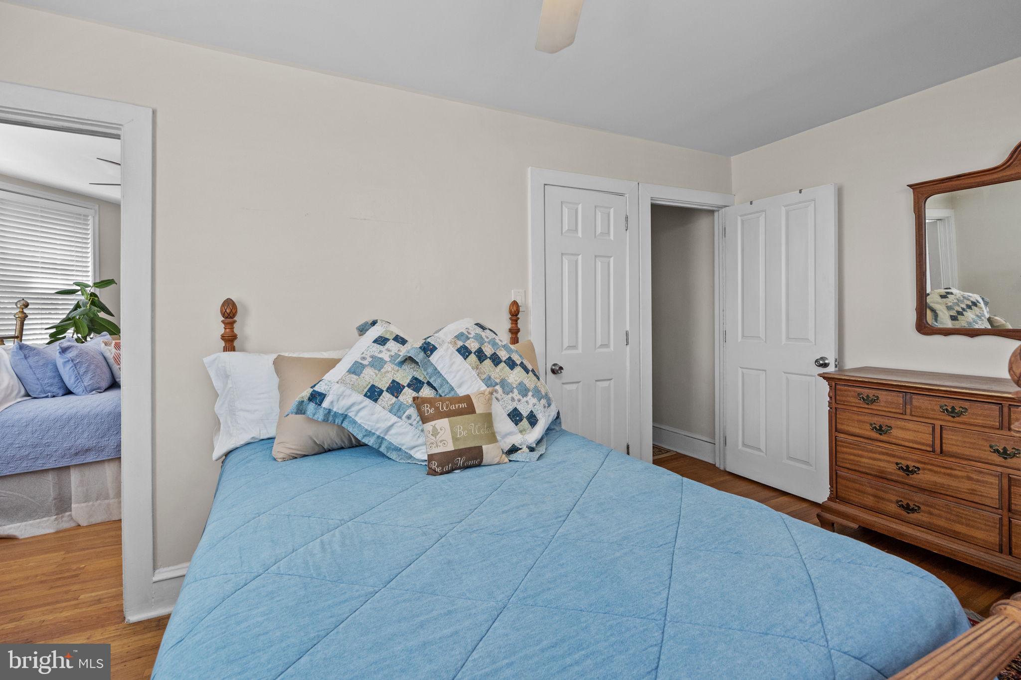 807 Hellerman Street Philadelphia, PA 19111 - Photo 16 of 32