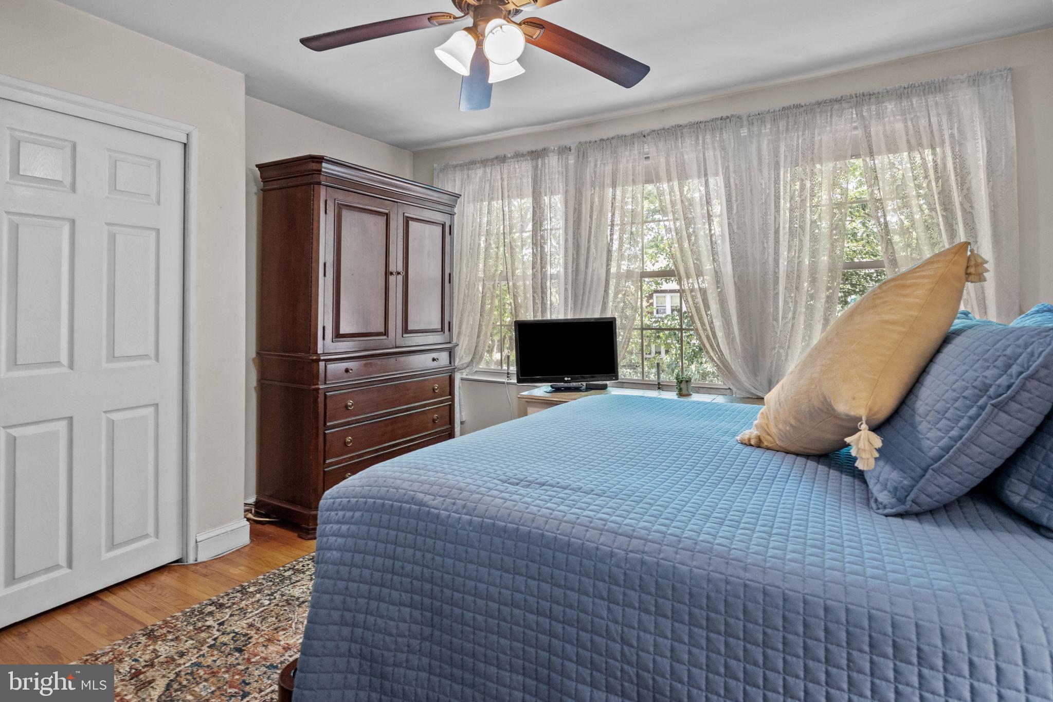 807 Hellerman Street Philadelphia, PA 19111 - Photo 20 of 32