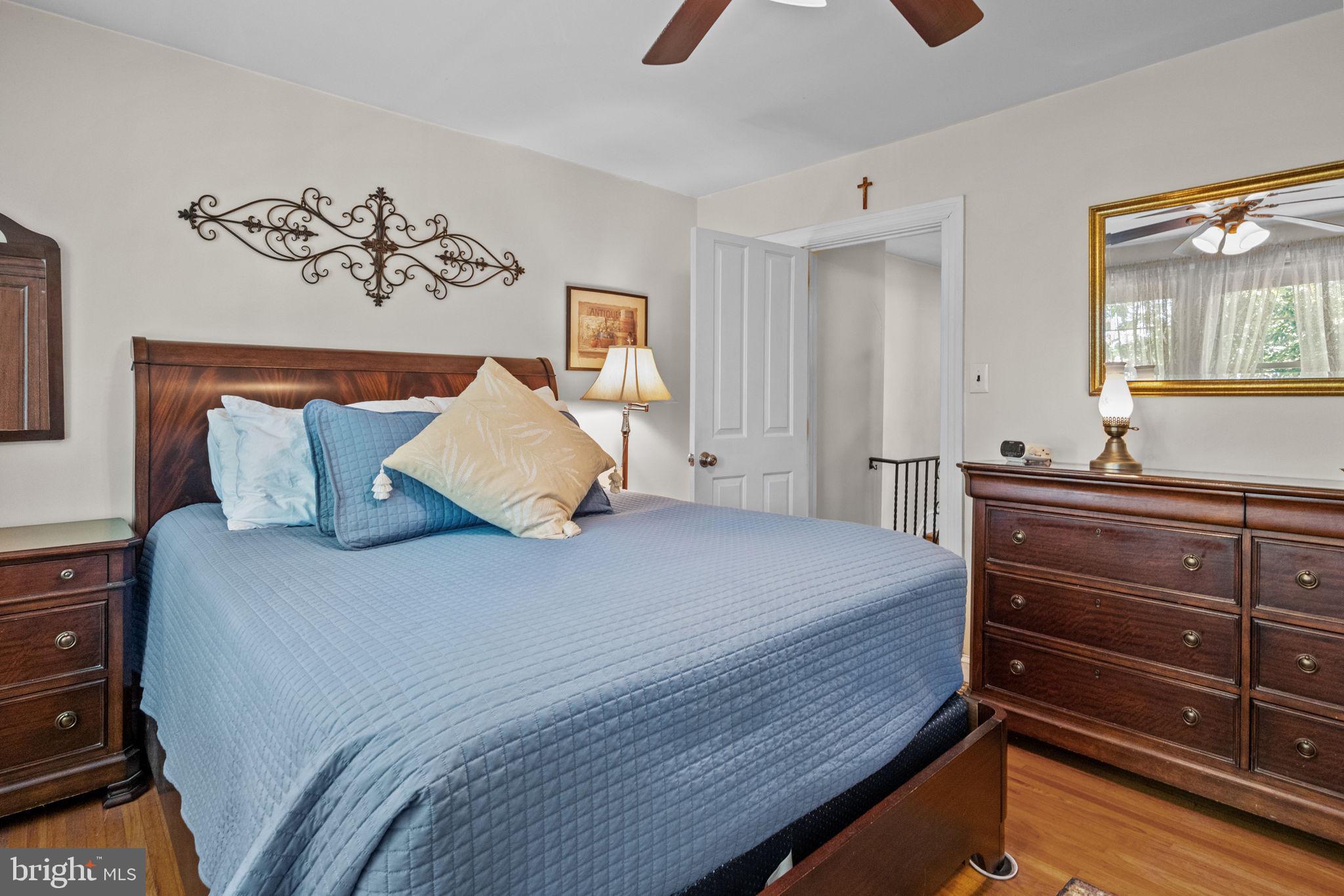 807 Hellerman Street Philadelphia, PA 19111 - Photo 21 of 32