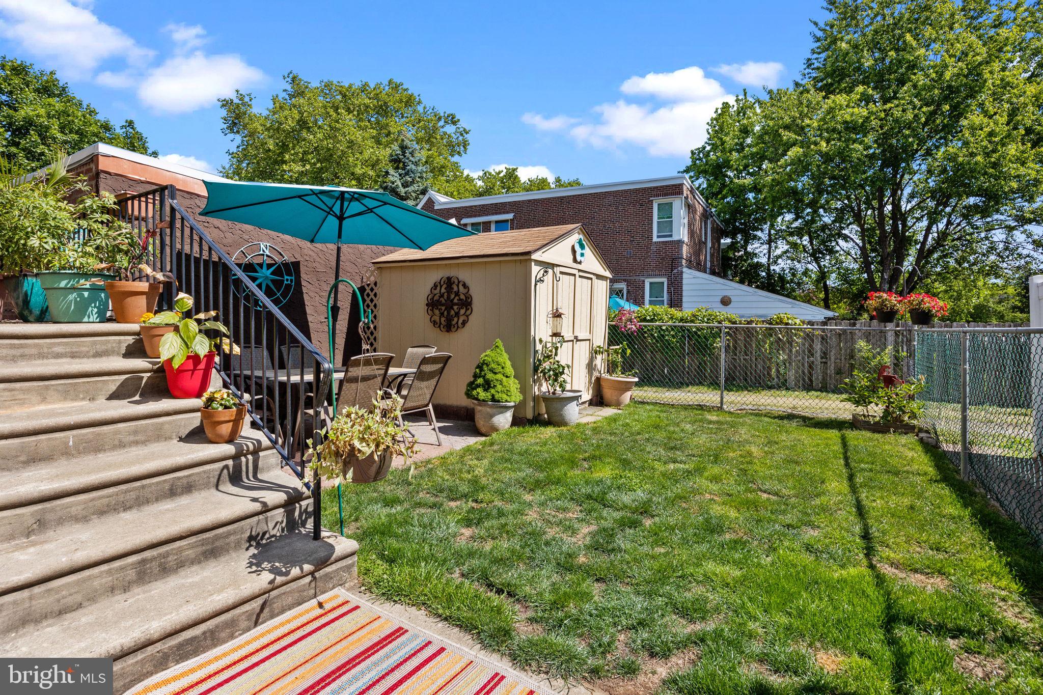 807 Hellerman Street Philadelphia, PA 19111 - Photo 29 of 32