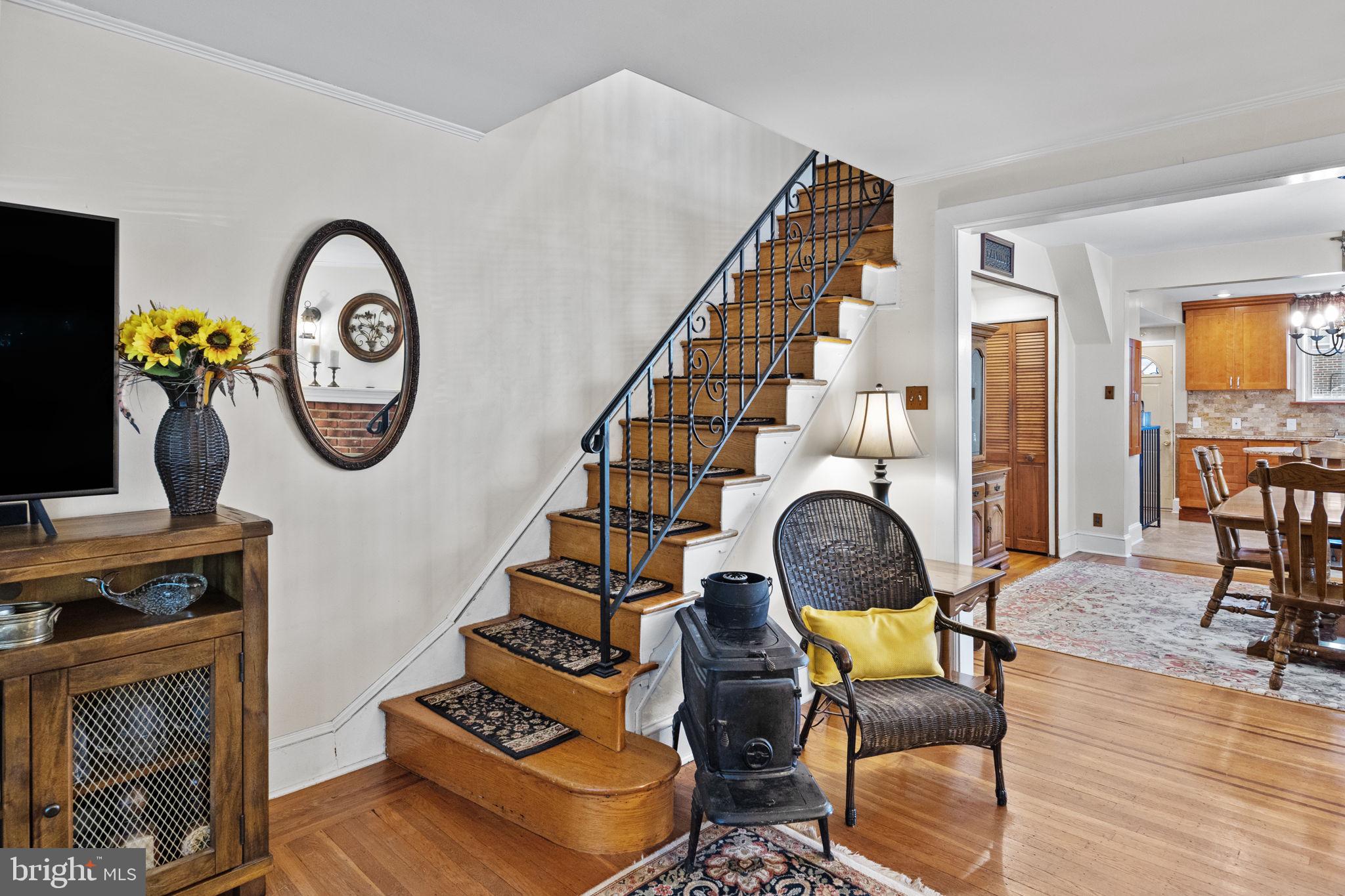 807 Hellerman Street Philadelphia, PA 19111 - Photo 8 of 32