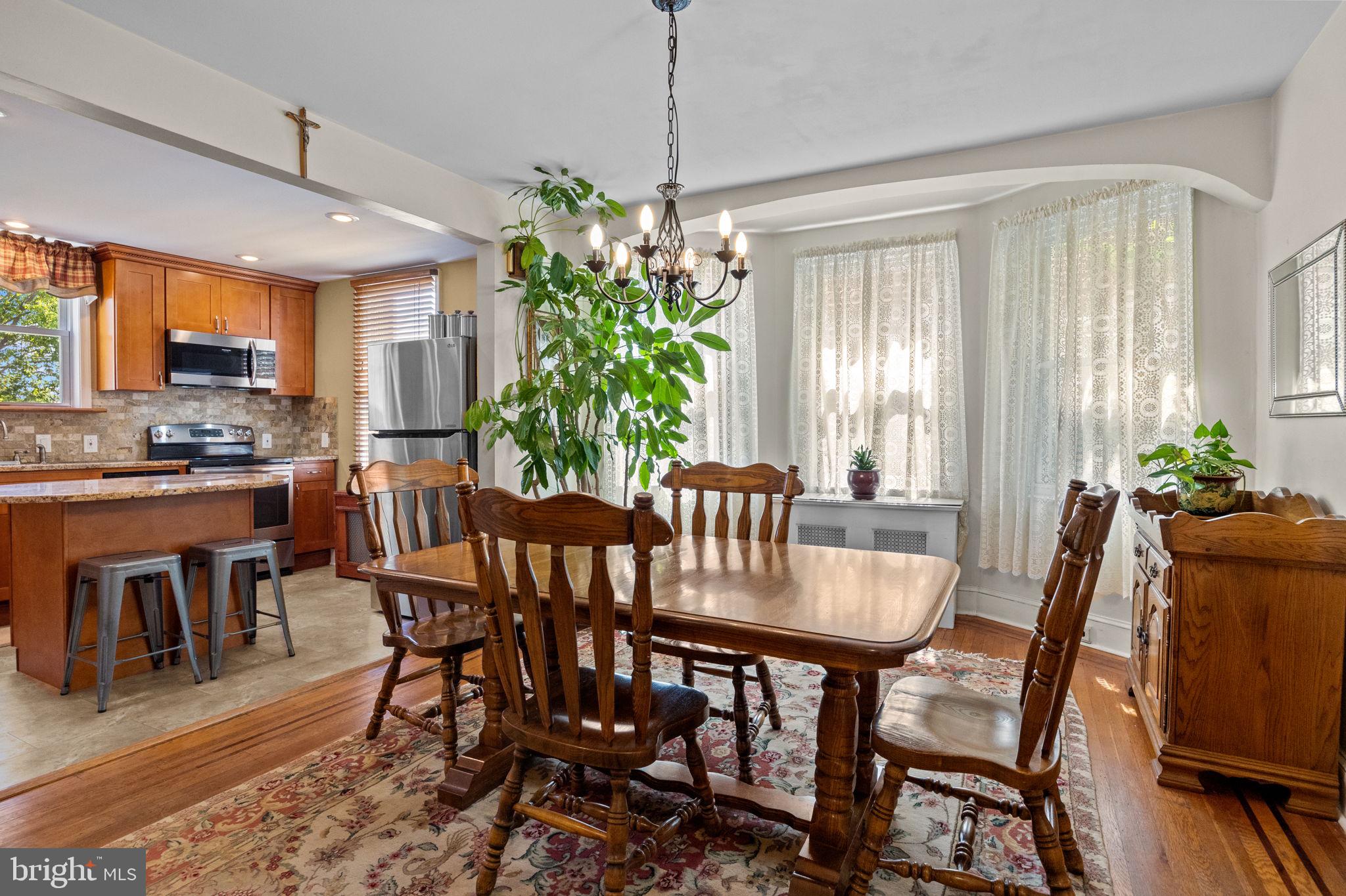 807 Hellerman Street Philadelphia, PA 19111 - Photo 10 of 32