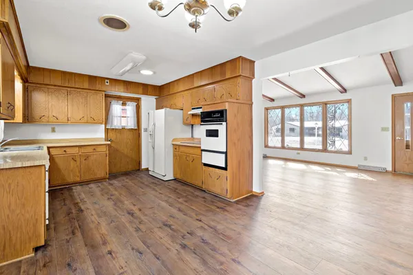 $575,000 | 5338 Lemley Circle Southeast, Prior Lake, MN 55372