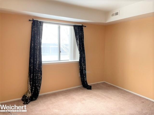 27374 Evergreen Road Lathrup Village, MI 48076 - Photo 9 of 12