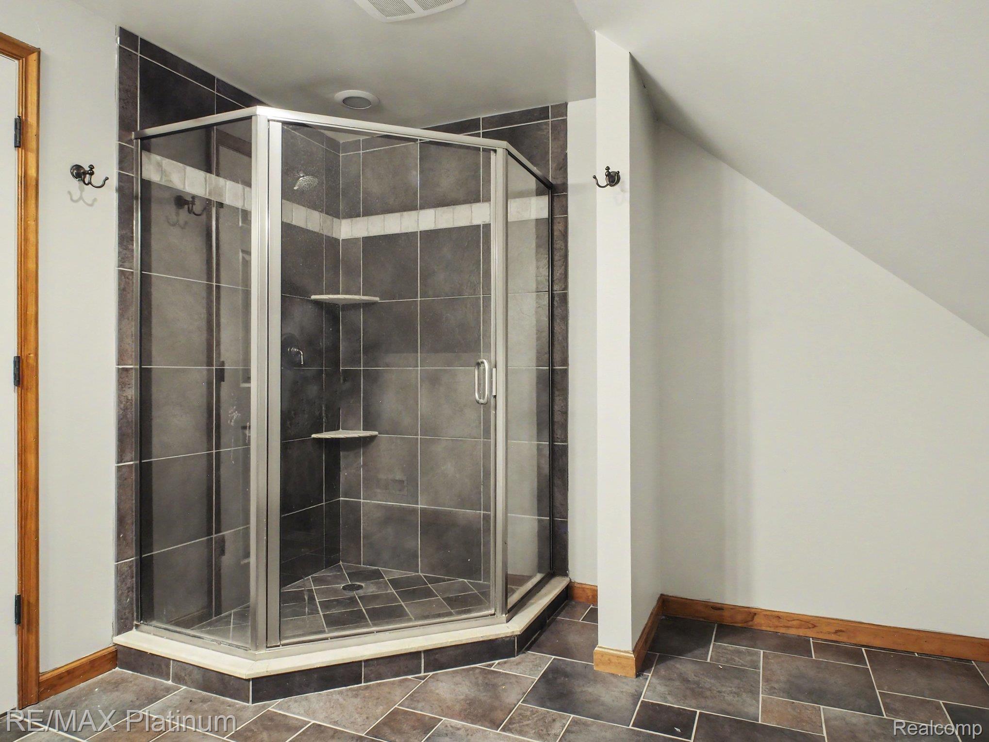 3215 Rafferty Drive Howell, MI 48843 - Photo 10 of 35 025_file_8604.jpg