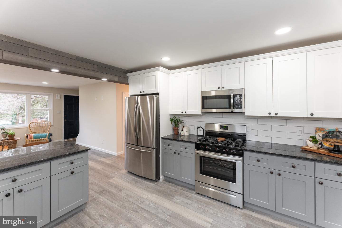 112 East Garrison Road Brookhaven, PA 19015 - Photo 8 of 36 Gallery Image 8