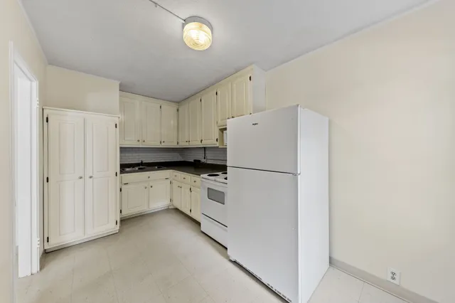 $795 | 521 Hawkins Road, Unit 3, Clarksville, TN 37040