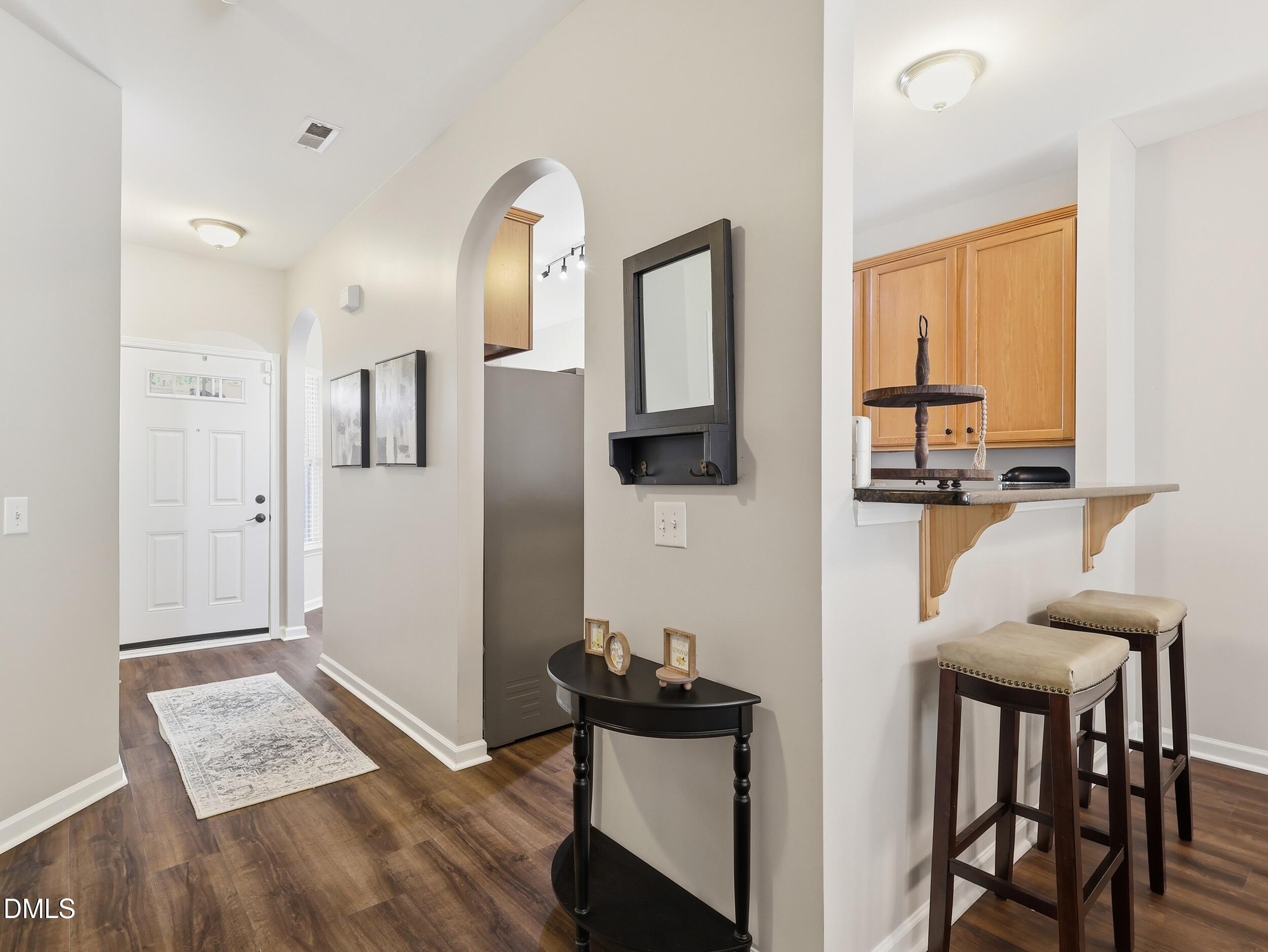 2505 Asher View Court Raleigh, NC 27606 - Photo 3 of 34