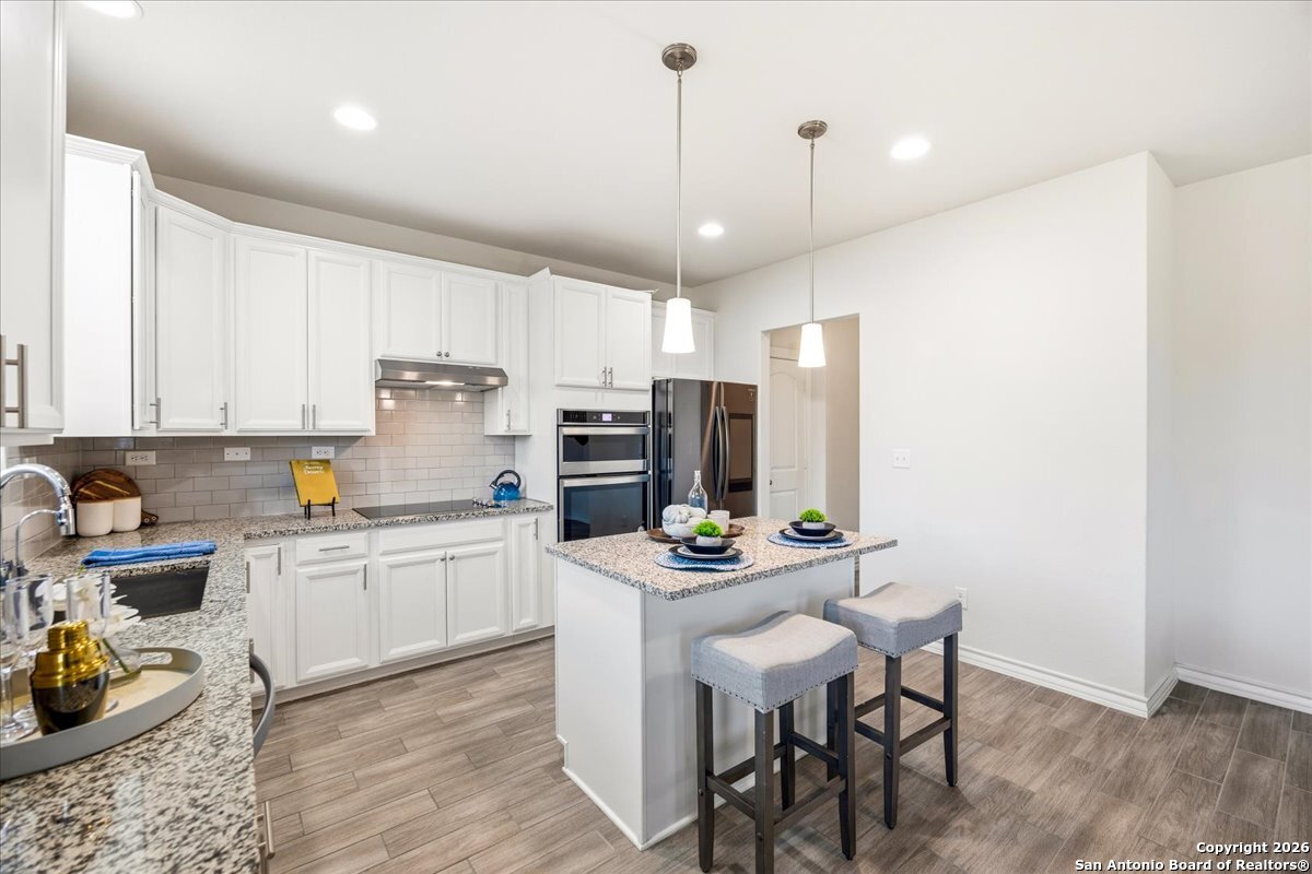 631 Ridgehorn Drive New Braunfels, TX 78130 - Photo 14 of 41