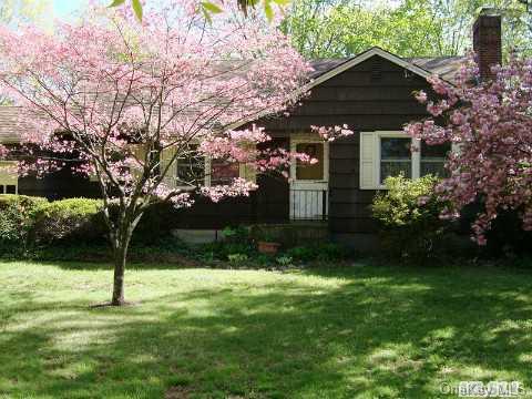 14 Middleville Road Northport, NY 11768 - Photo 1 of 1 Gallery Image 1