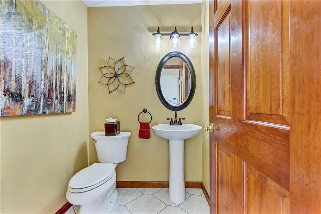 110 Rye Court McKees Rocks, PA 15136 - Photo 13 of 25