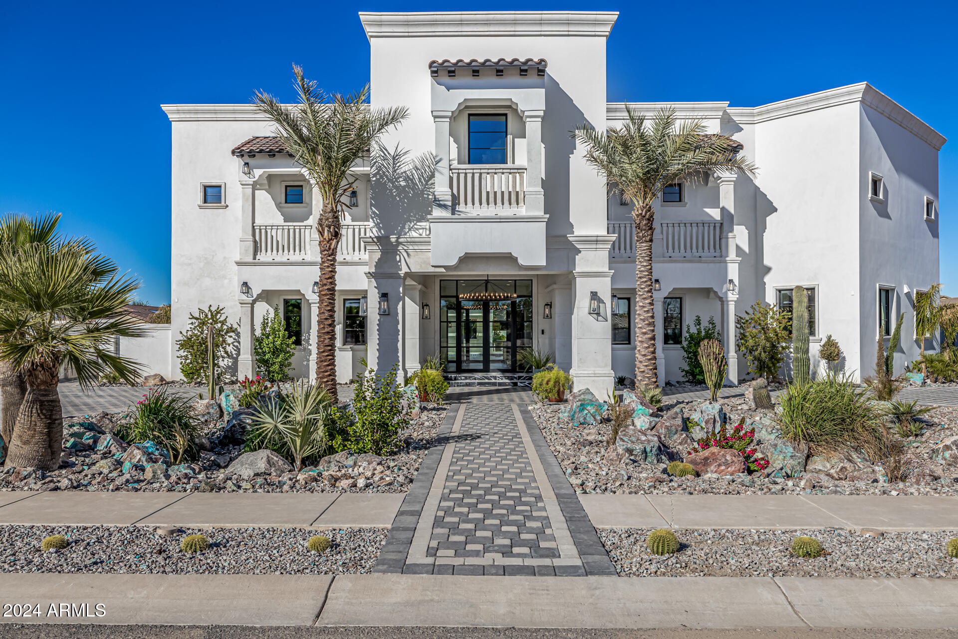 1480 East Raven Court Gilbert, AZ 85297 - Photo 4 of 151 08-Raven