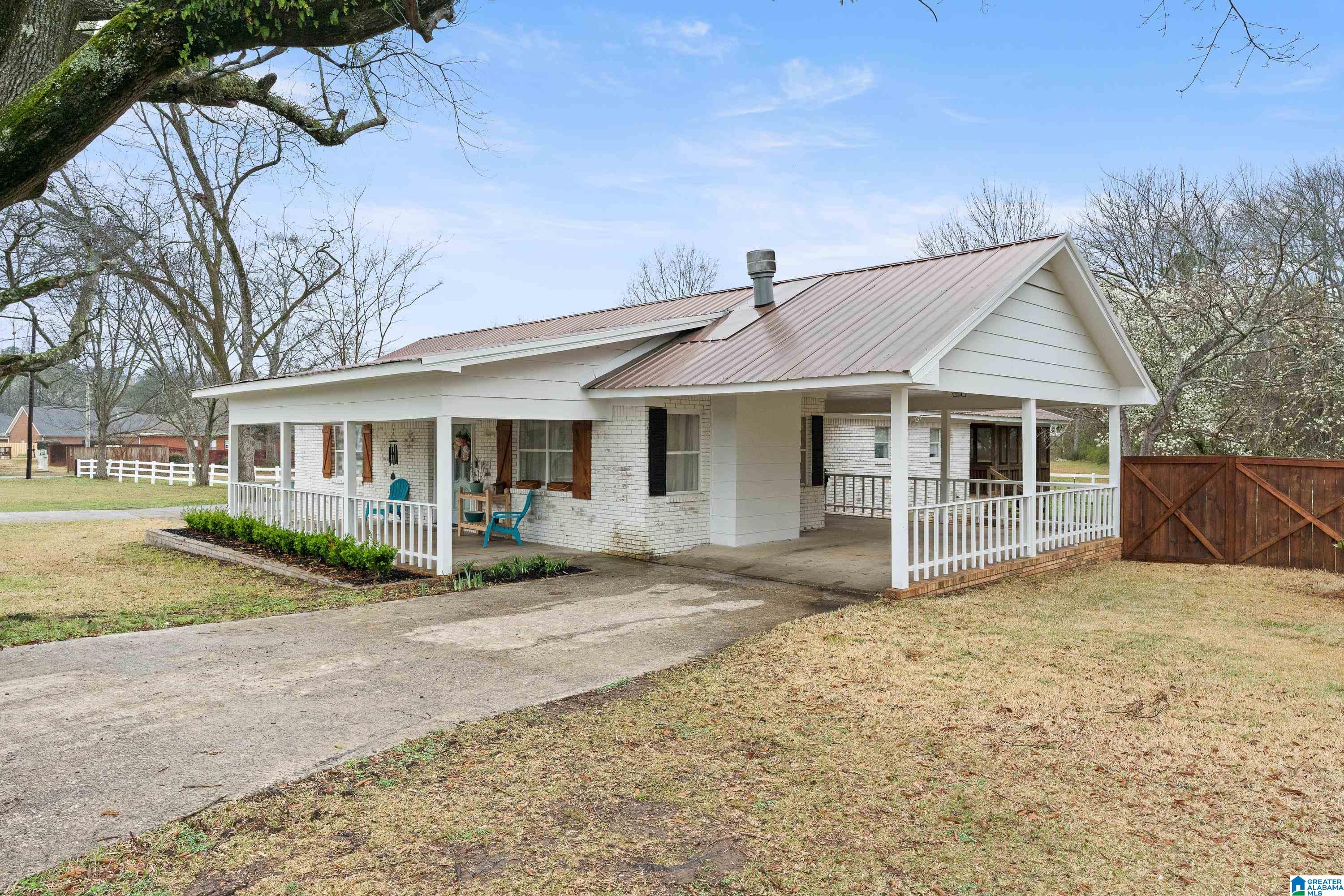 2038 Eastern Valley Road Bessemer, AL 35022 - Photo 1 of 33