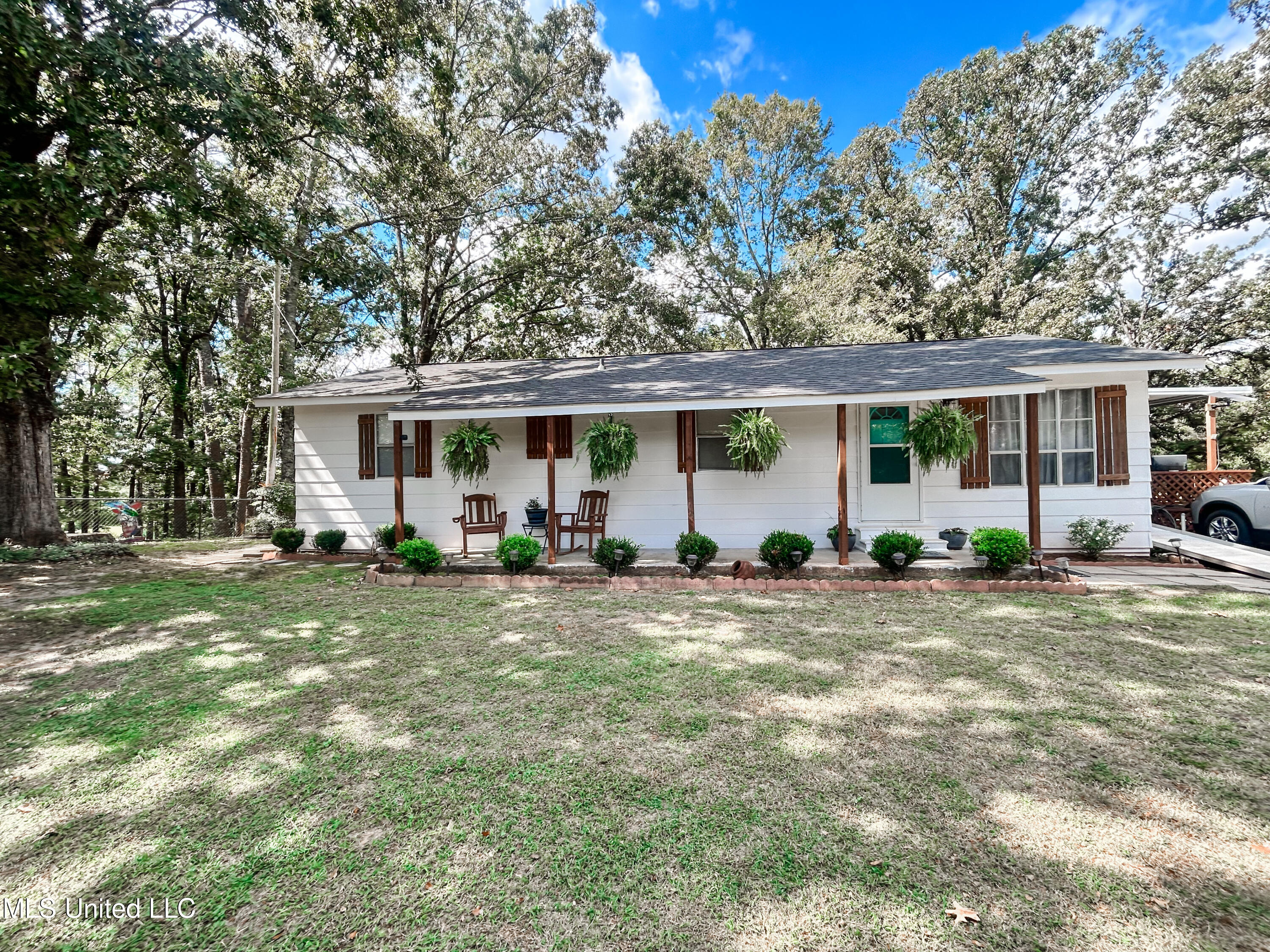 5331 Old Byram Road Byram, MS 39272 - Photo 1 of 36 IMG_8819