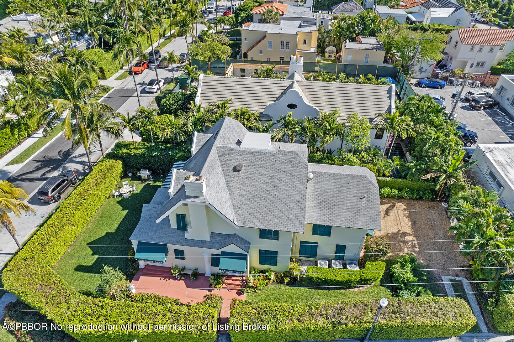 225 South County Road Palm Beach, FL 33480 - Photo 20 of 22 an aerial view of a house