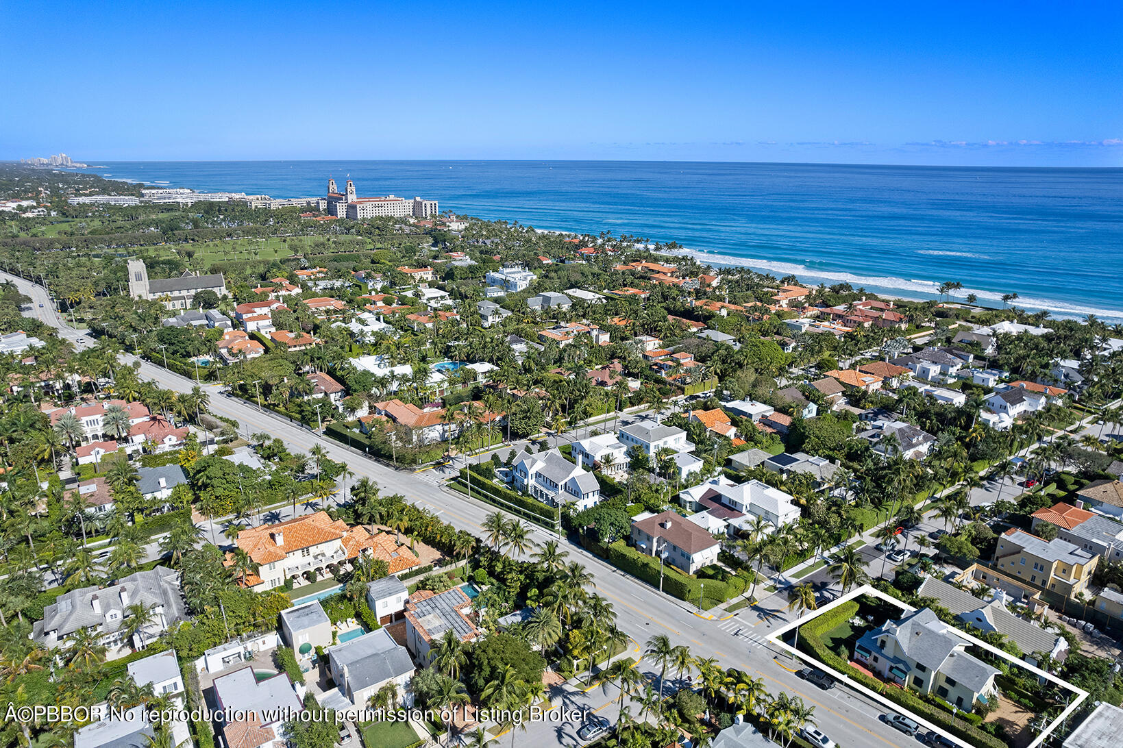 225 South County Road Palm Beach, FL 33480 - Photo 3 of 22 an aerial view of city and lake