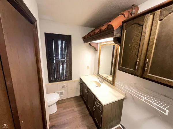 $362,000 | 6811 Kingman Drive, Indianapolis, IN 46256