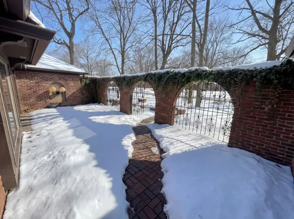 $362,000 | 6811 Kingman Drive, Indianapolis, IN 46256