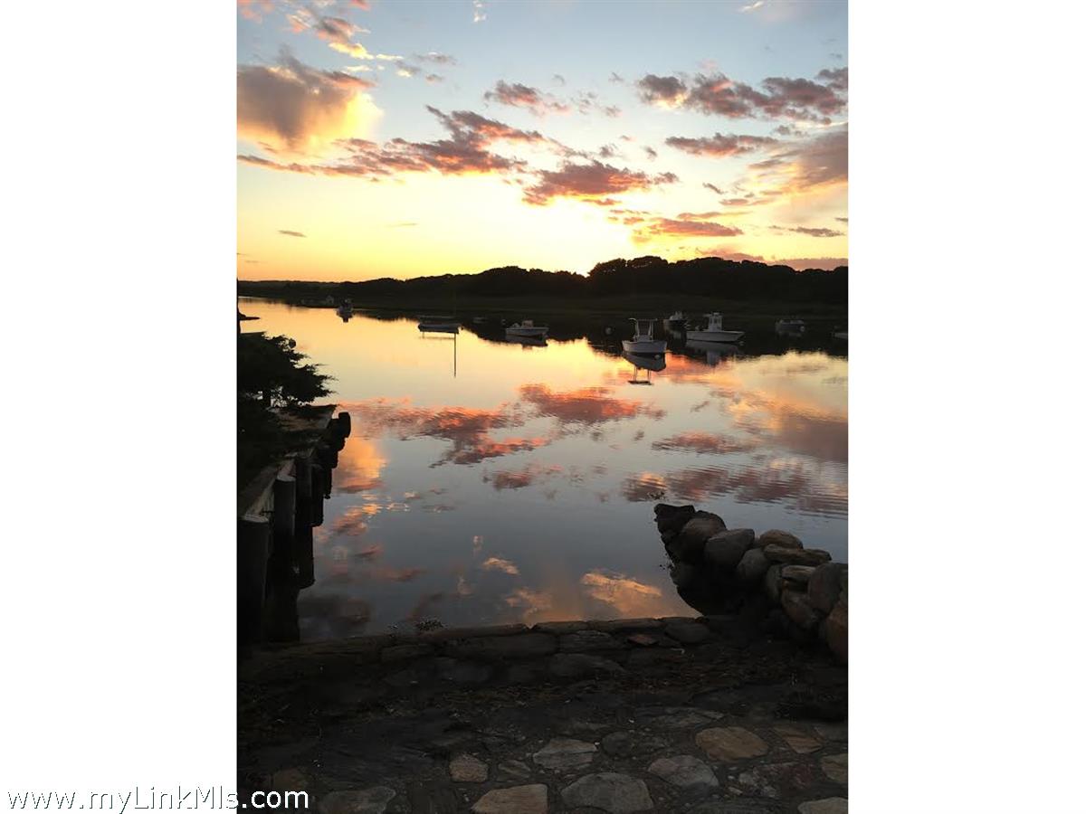 131 State Road Chilmark, MA 02535 - Photo 7 of 29