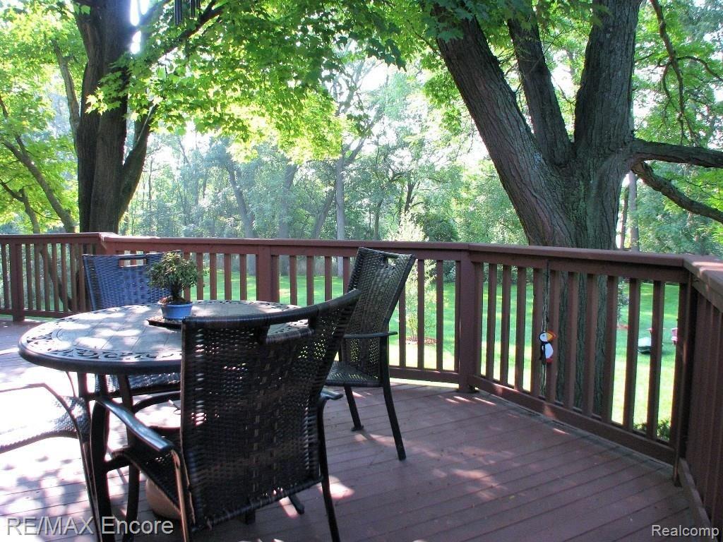 1844 Bromley Lane Rochester Hills, MI 48306 - Photo 6 of 24