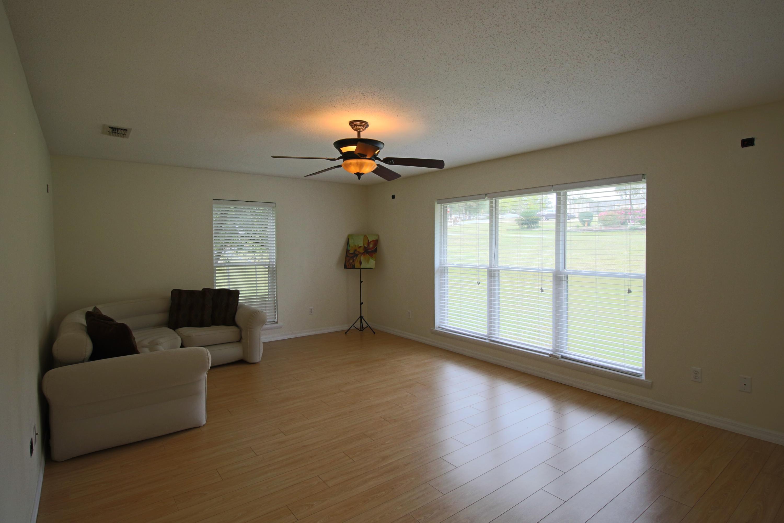 2 Ponce De Leon Road Crestview, FL 32539 - Photo 12 of 59 Gallery Image 12