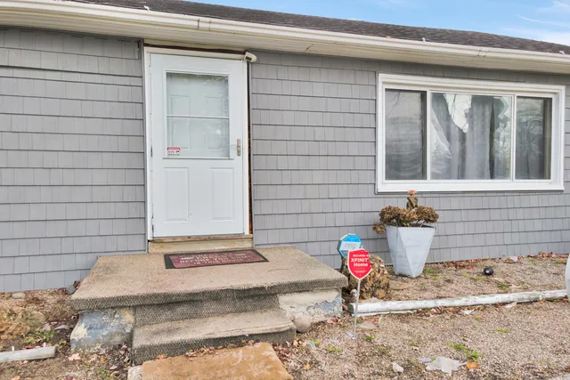 $279,900 | 9345 Biddle Street, Romulus, MI 48174