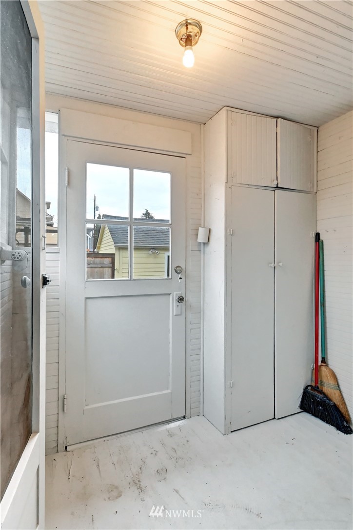 936 North 76th Street Seattle, WA 98103 - Photo 22 of 35 Gallery Image 22