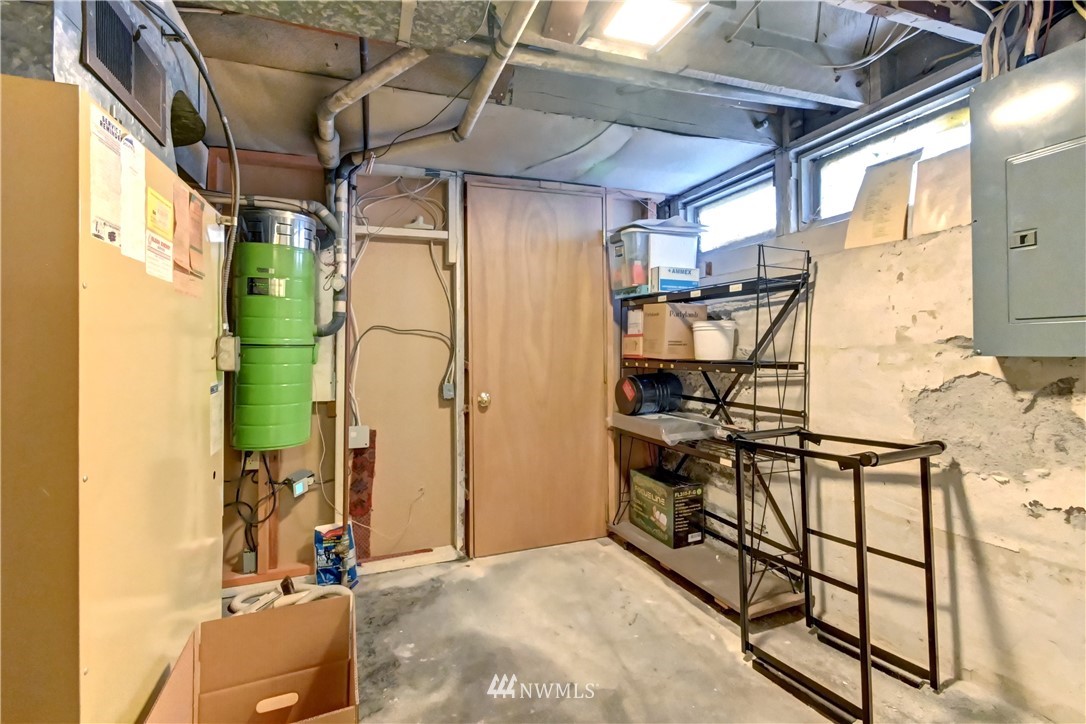 936 North 76th Street Seattle, WA 98103 - Photo 33 of 35 Gallery Image 33