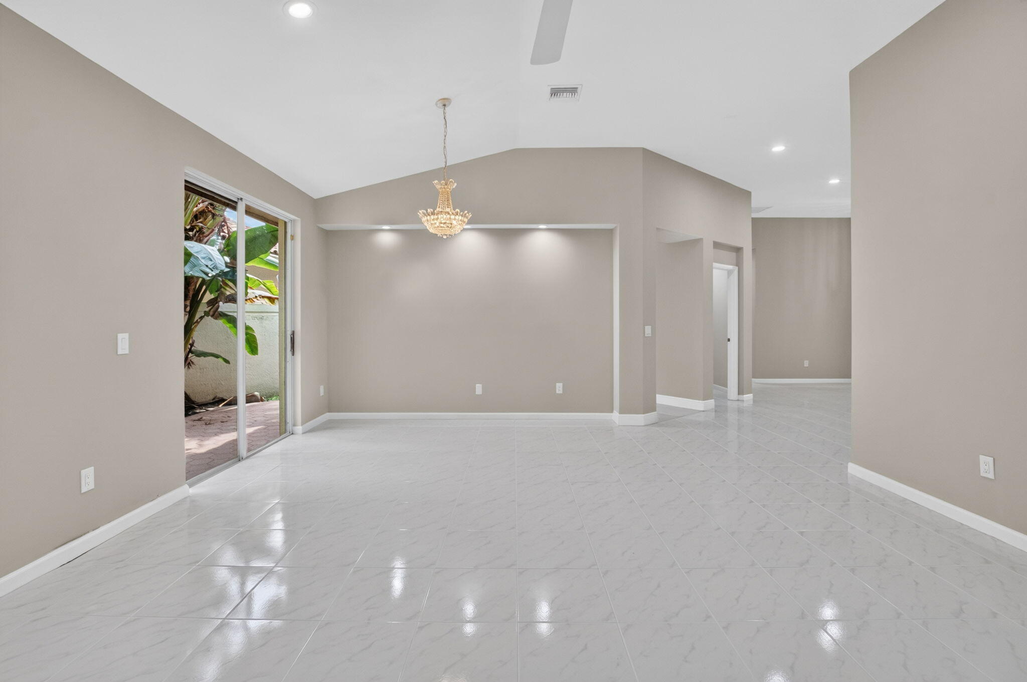 5183 Northwest 26th Circle Boca Raton, FL 33496 - Photo 11 of 88 10-web-or-mls-DSC_1245