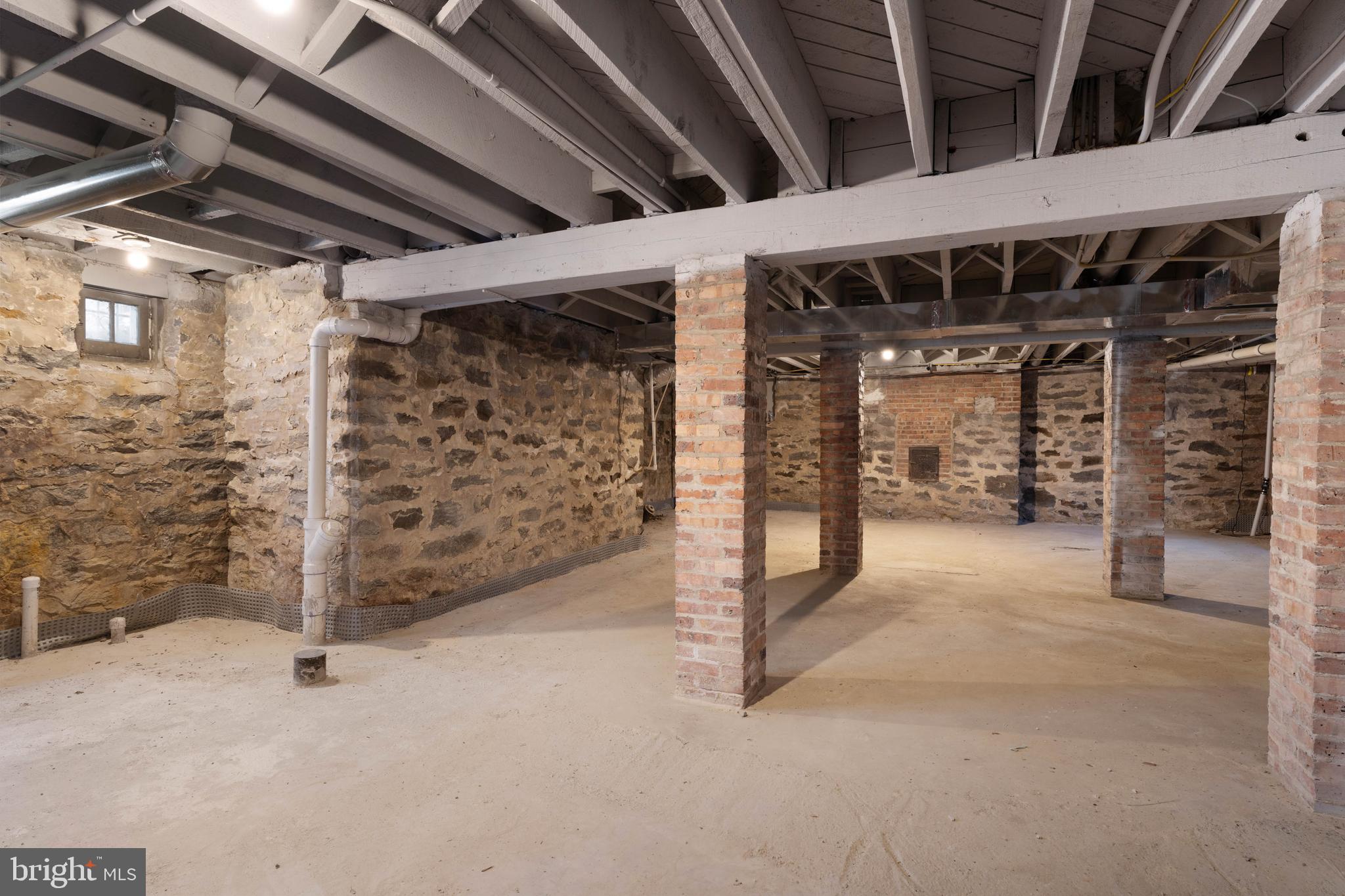 3808 Fenchurch Road Baltimore, MD 21218 - Photo 19 of 28