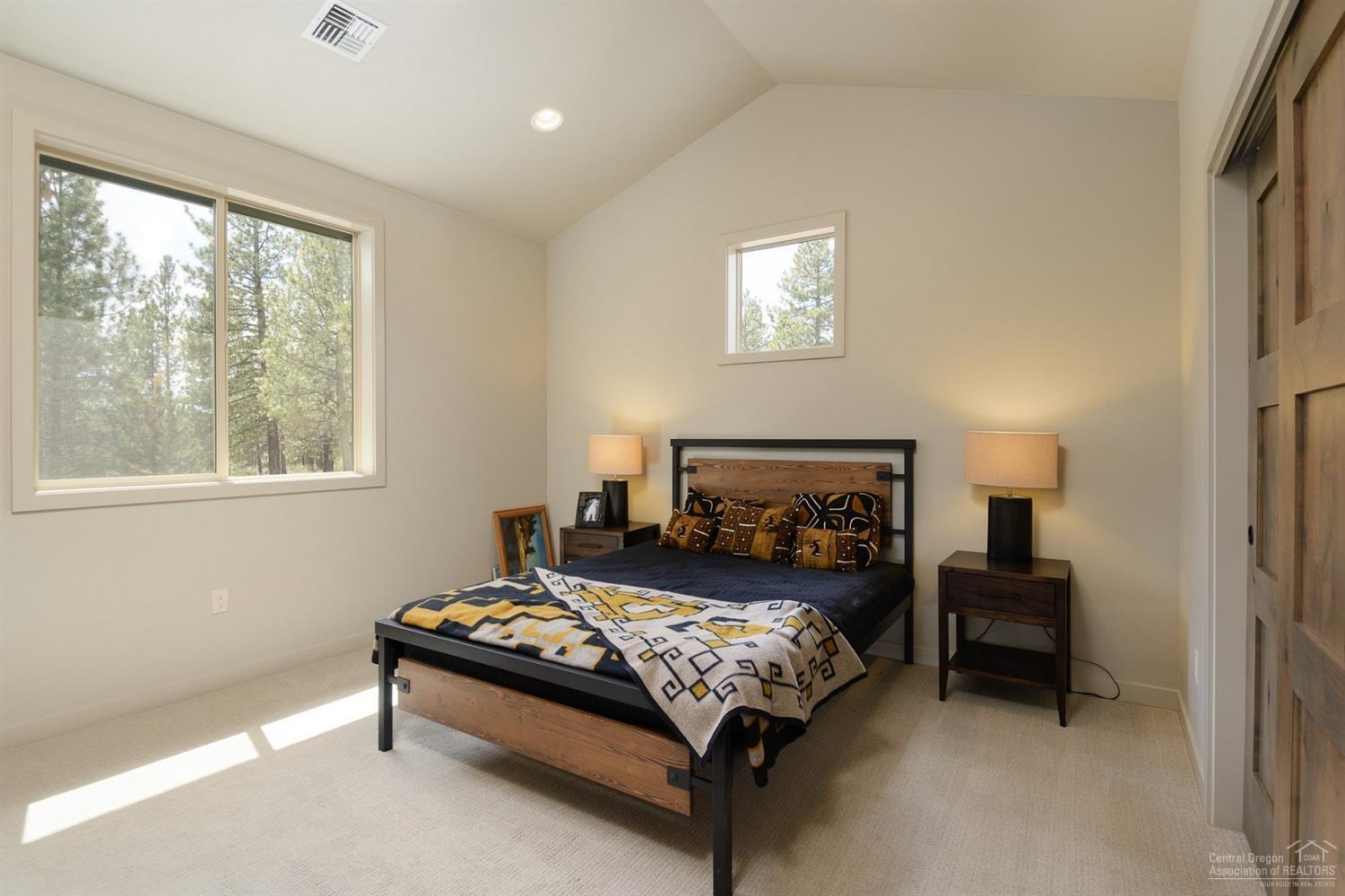60436 Kangaroo Loop Bend, OR 97702 - Photo 19 of 24 Additional Photo