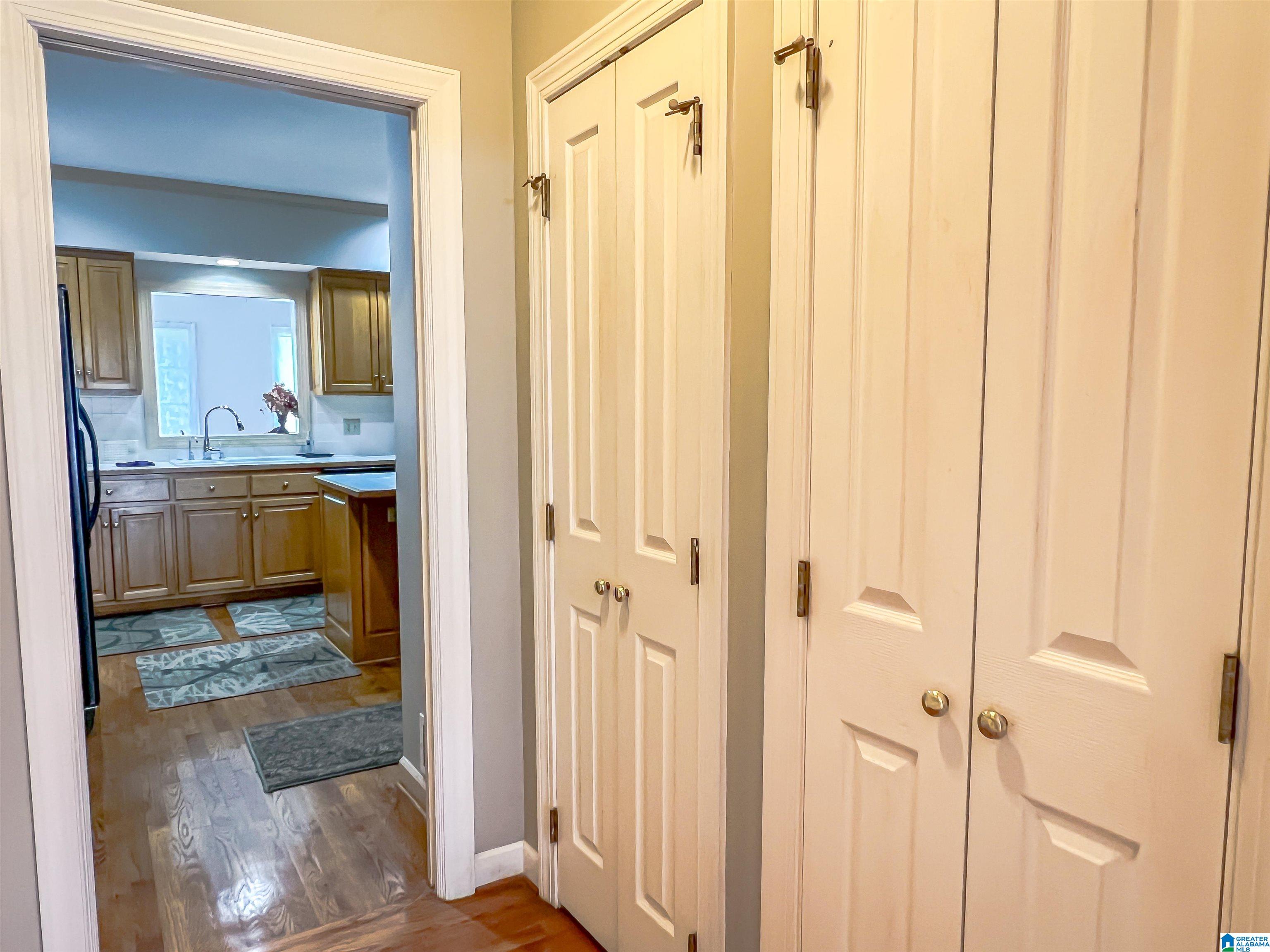 714 Hillyer High Road Anniston, AL 36207 - Photo 8 of 56