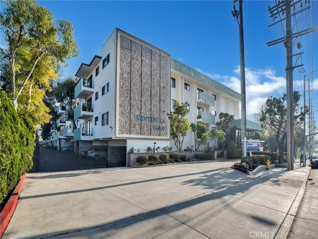 $499,000 | 5000 South Centinela Avenue, Unit 337, Los Angeles, CA 90066